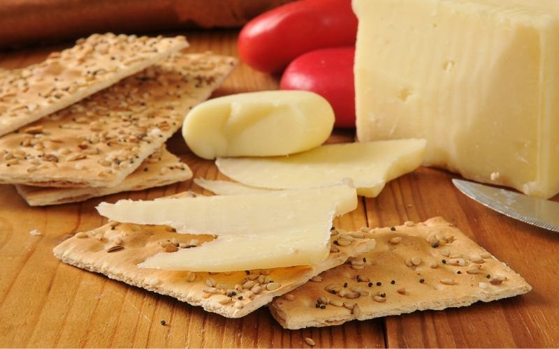 Asiago Cheese vs Parmesan: Italian Cheese Showdown: Asiago vs Parmesan