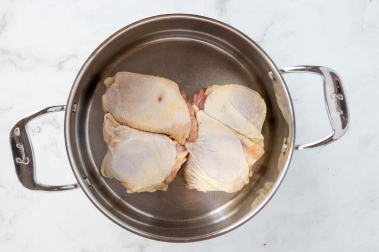How to Boil Chicken Thighs: Mastering the Basics of Cooking Chicken
